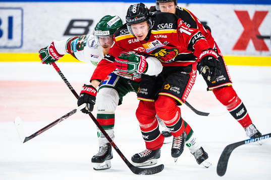 Frölundas Simon Hjalmarsson och Luleås Carl Mattsson
