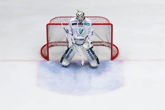 Färjestads målvakt Markus Svensson