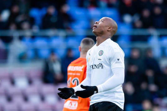 Örebros Carlos Strandberg deppar