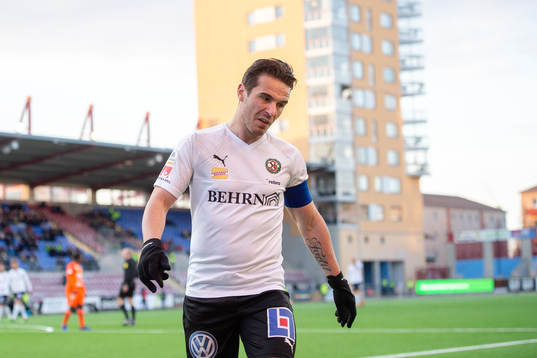 Örebros Nordin Gerzic deppar