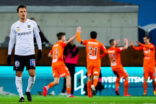 Örebros Viktor Prodell deppar