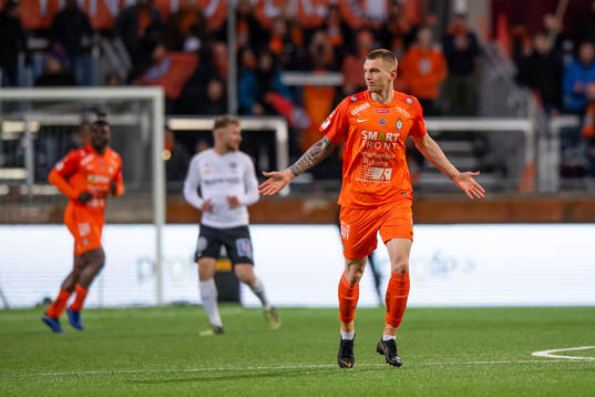 AFC Eskilstunas Artem Rakhmanov reagerar