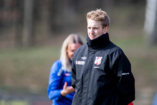 Höganäs assisterande tränare Linus Ahlberg