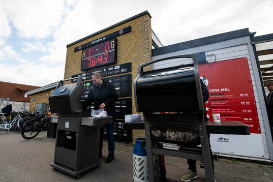 Grillning utanför Laröds IP