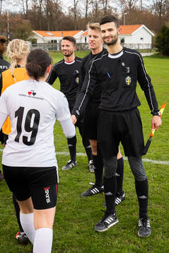 Hittarps spelare tackar domarna
