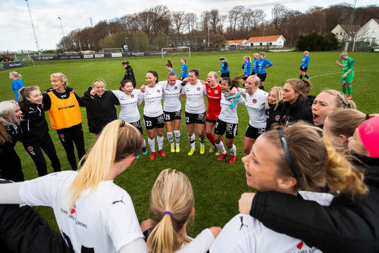 Hittarps spelare jublar