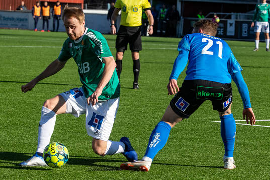 Brages Oscar Lundin och Halmstads Andreas Bengtsson