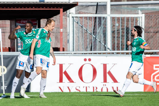 Brages Anton Lundin jublar