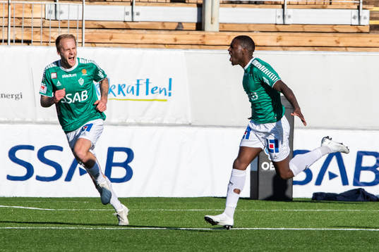 Brages Jonathan Morsay jublar