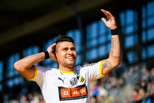 Häckens Paulinho jublar