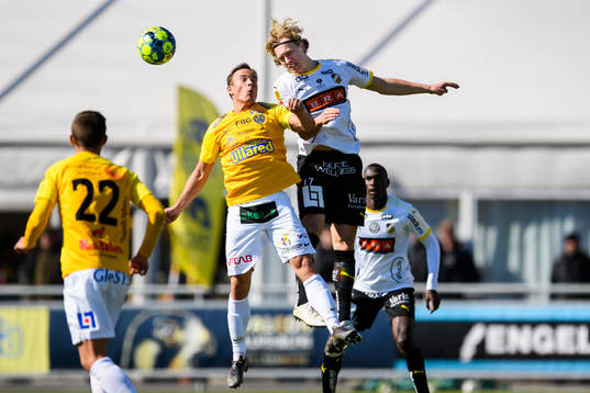 Falkenbergs Anton Wede och Häckens Gustav Berggren