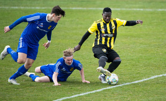Bläddra bland fler bilder av Fotboll, IFK Hässleholm - Räppe GOIF