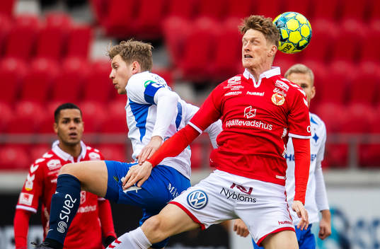 Kalmars Rasmus Elm och IFK Norrköpings Alexander Fransson