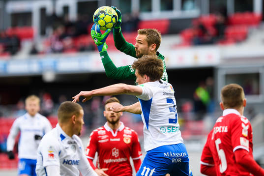 IFK Norrköpings Rasmus Lauritsen oroar mot Kalmars