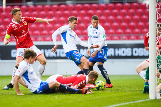 IFK Norrköpings Simon Thern gör 1-2 målet