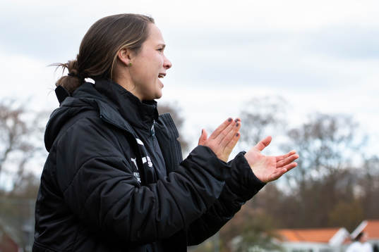 Hittarps tränare Ieva Kibirkstis jublar