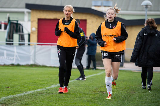Hittarps Julia Frigell Jansson och Vilma Pålsson