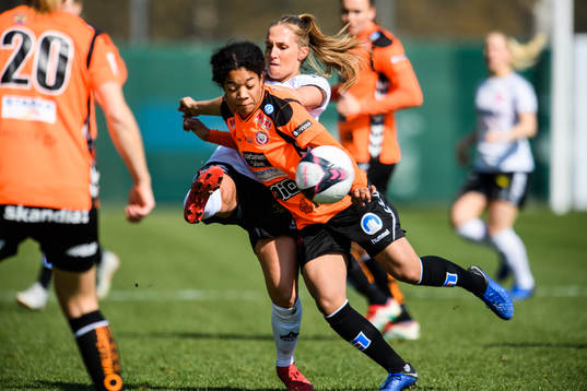 Bläddra bland fler bilder av Fotboll, Damallsvenskan, Kristianstad - Limhamn Bunkeflo