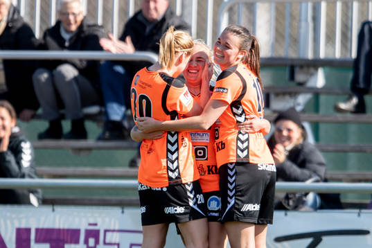 Kristianstads Thórdis Sigfúsdóttir jublar