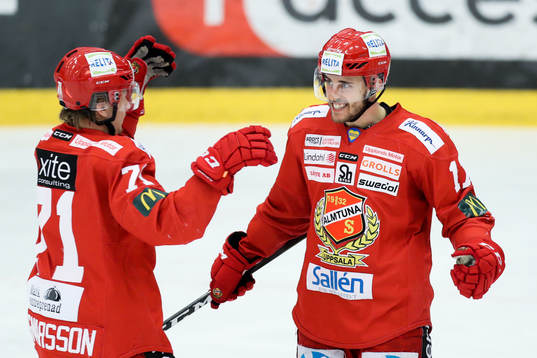 Almtunas Oscar Milton jublar med Jacob Ragnarsson