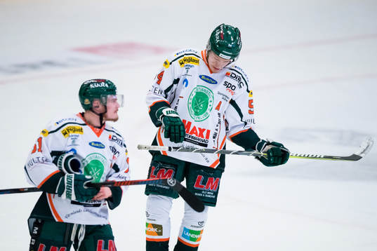 Kristianstads Calle Krantz (v) och Johan Lundgren (h) deppar