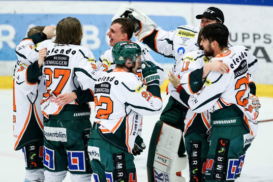 Kristianstads spelare jublar