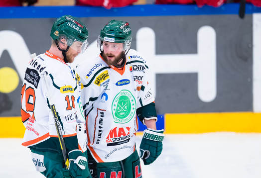 Kristianstads Julius Selle Larsson samtalar med Robin
