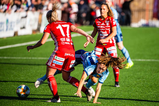Piteås Selina Henriksson och Djurgårdens Tilde Lindwall