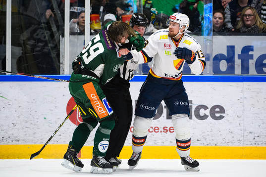 Färjestads Linus Johansson i bråk med Djurgårdens