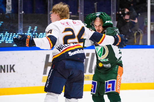 Djurgårdens Erik Walli-Walterholm i bråk med Färjestads