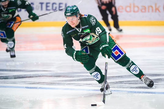 Färjestads Oskar Steen