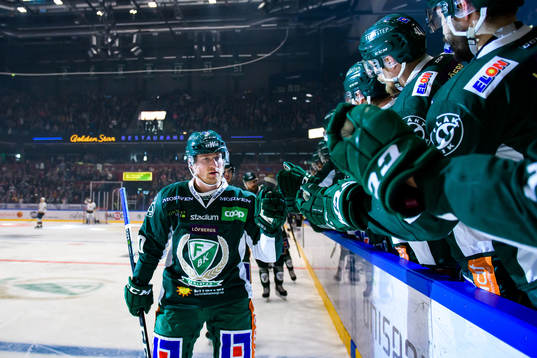Färjestads Marcus Nilsson jublar