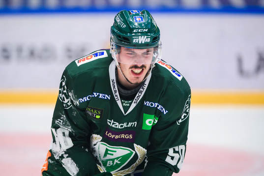 Färjestads Sebastian Erixon har ont