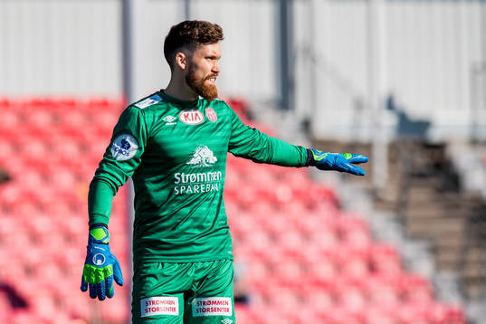 Goalkeeper Marius Berntzen of Strømmen