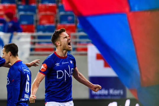 Bläddra bland fler bilder av Football, Eliteserien, Vålerenga - Tromsø 