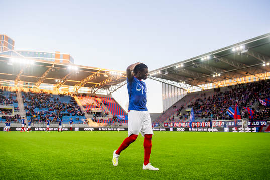 Sam Adekugbe of Vålerenga