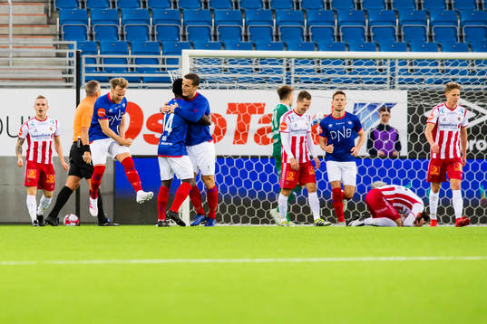 Bård Finne, Mohammed Abu and Herolind Shala of Vålerenga