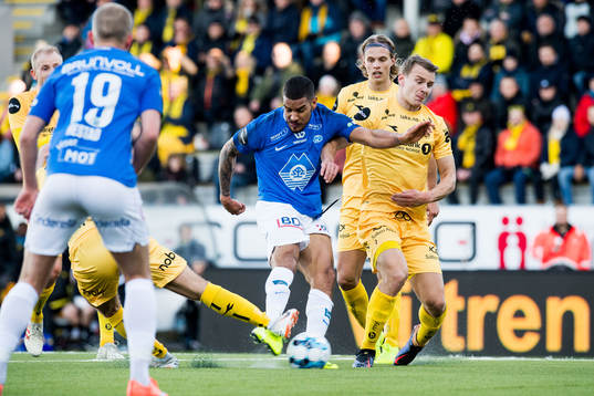 Ohi Omoijuanfo of Molde
