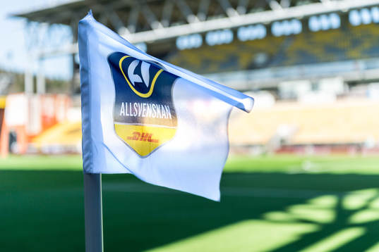 Hörnflagga med Allsvenskans logga