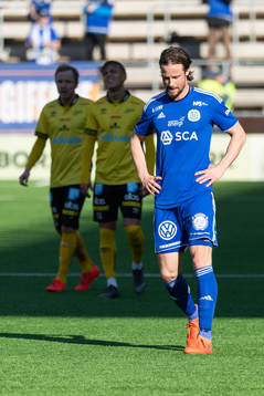 Sundsvalls Linus Hallenius deppar