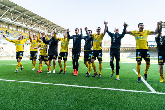 Elfsborgs spelare tackar publiken