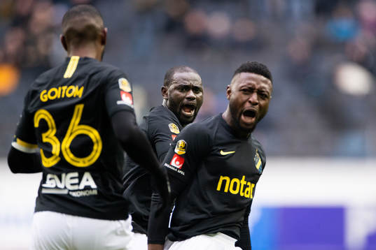 s Chinedu Ogbuke Obasi jublar