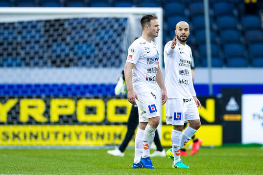 Sirius Niklas Busch Thor och Karl Larson deppar
