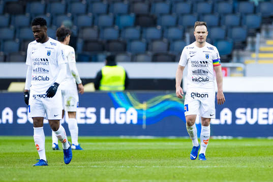Sirius Niklas Busch Thor och Abdul Razak deppar