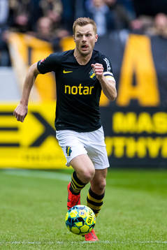 s Sebastian Larsson