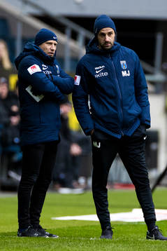 Sirius tränare Henrik Rydström och assisterande tränare