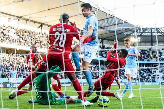Malmö FFs Markus Rosenberg gör 2-0