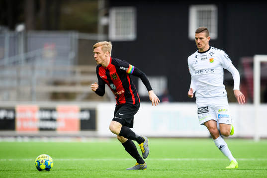Brommapojkarnas Gustav Sandberg Magnusson och GAIS Nikola