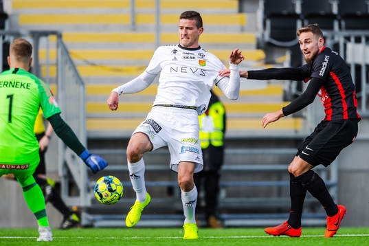 GAIS Nikola Asceric och Brommapojkarnas Ali Suljic