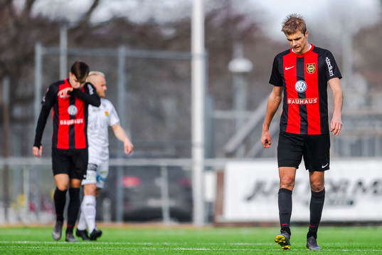 Brommapojkarnas Oscar Pehrsson deppar